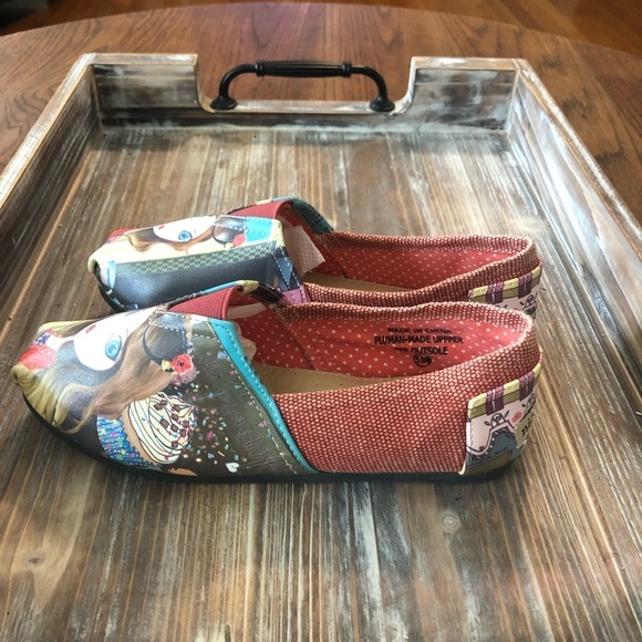 Nicole Lee flats.  Never worn.  Beautiful. - Picture 4 of 8